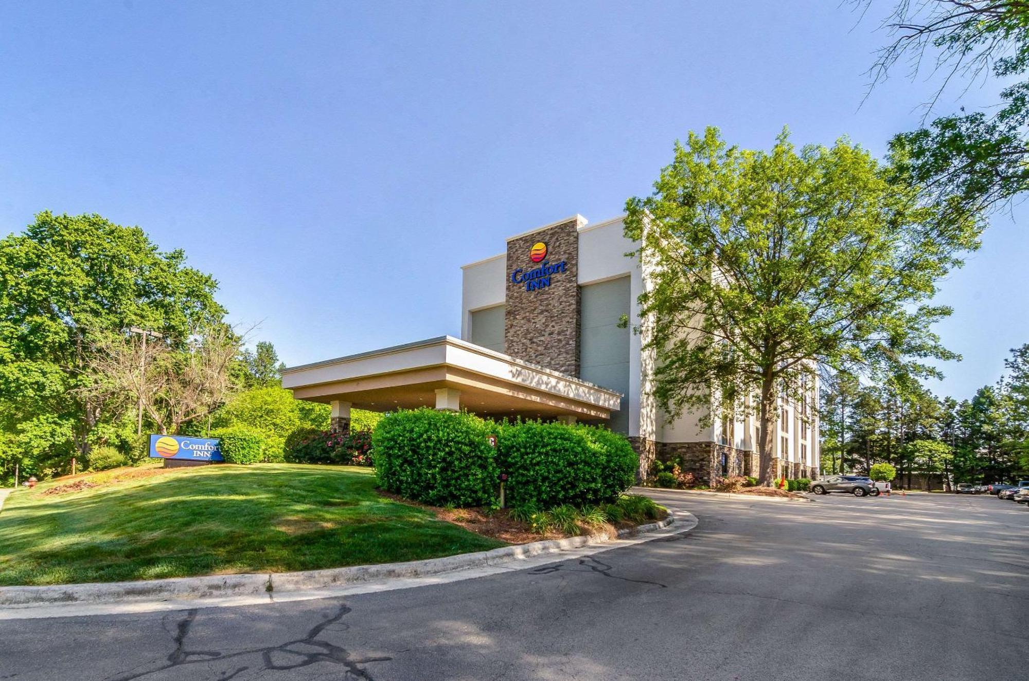 Comfort Inn Raleigh Midtown Экстерьер фото
