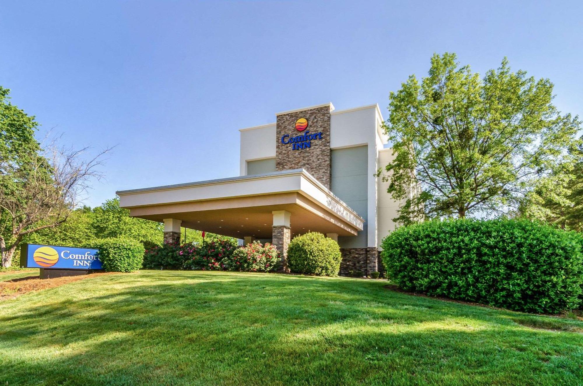 Comfort Inn Raleigh Midtown Экстерьер фото