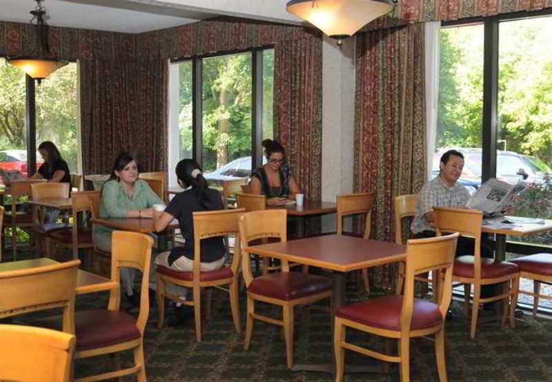 Comfort Inn Raleigh Midtown Ресторан фото